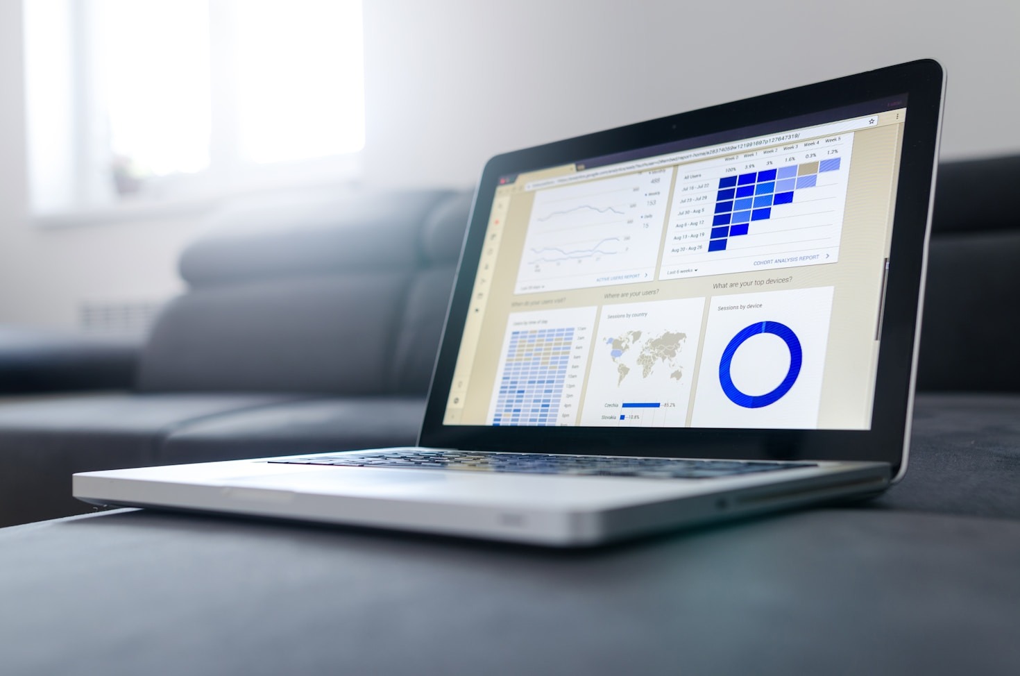 5 raisons d&rsquo;adopter une plateforme média hybride